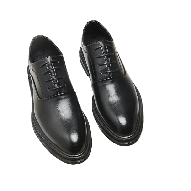 Men’s Almond-Toe Oxford Shoes