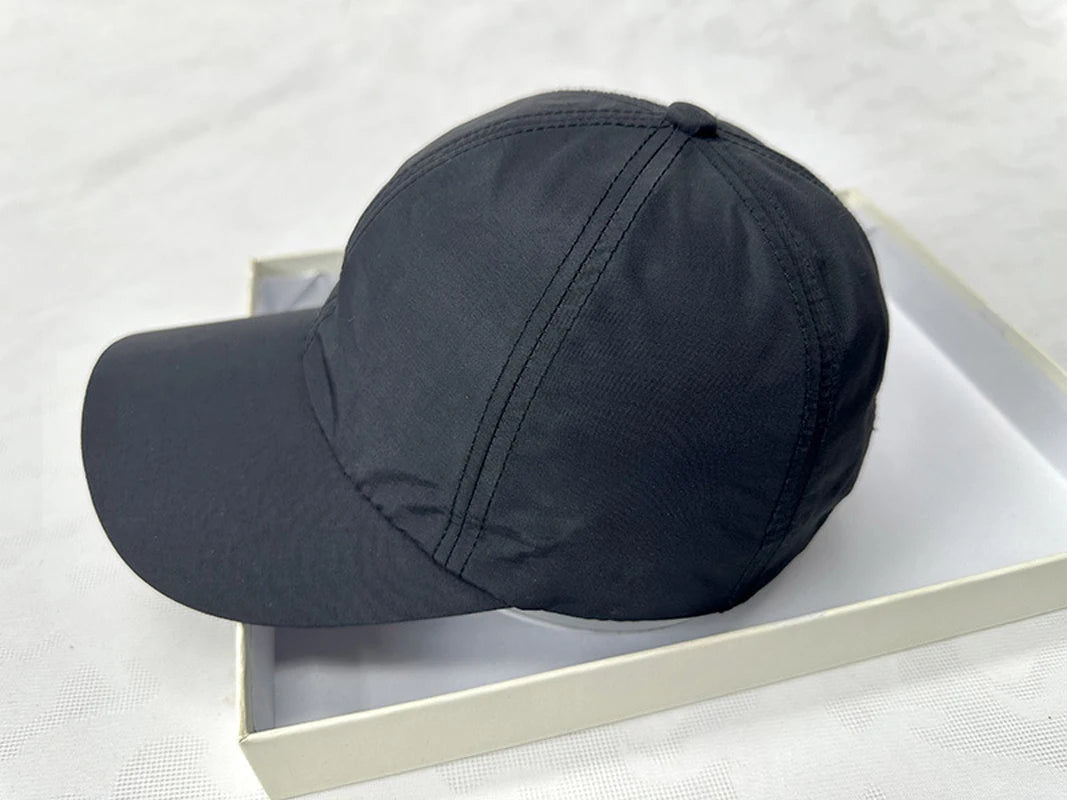 Men’s Curved Brim Baseball Cap