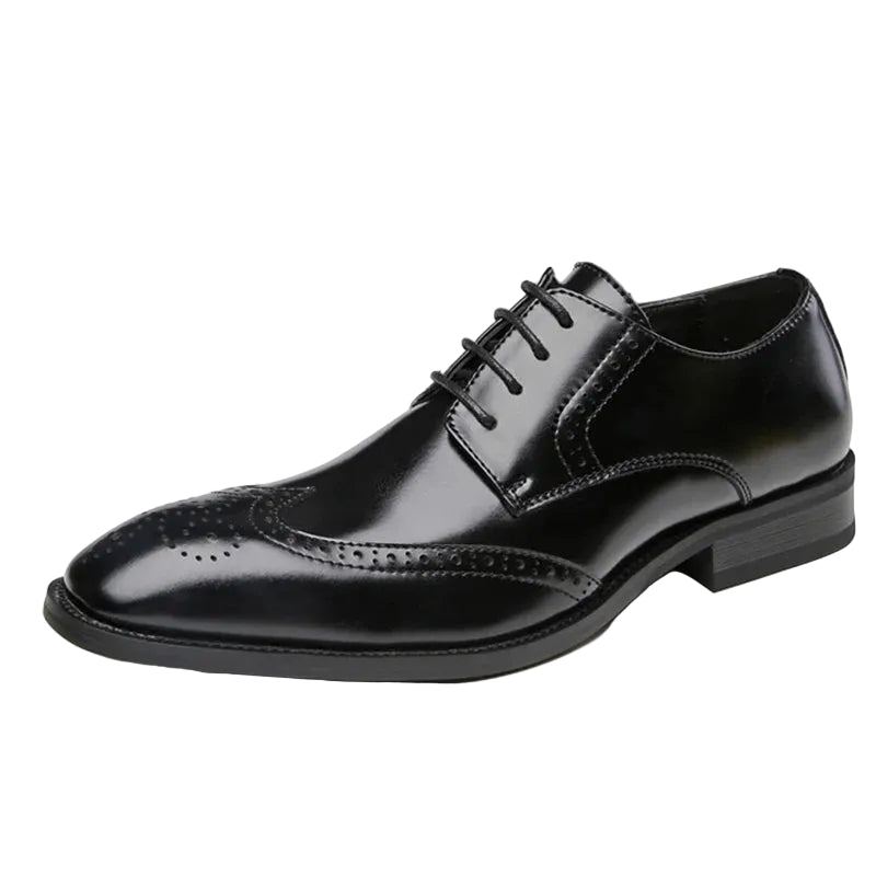Men’s Perforated Wingtip Shoes
