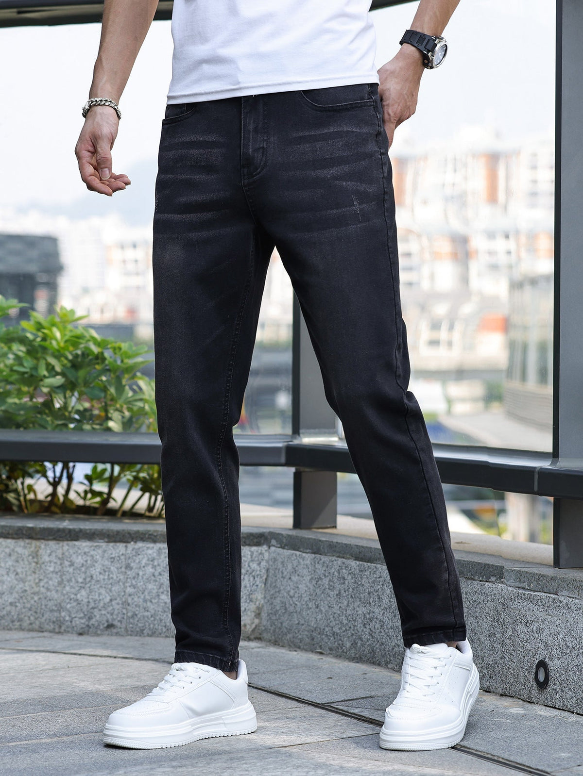 Men's Straight Leg Jeans